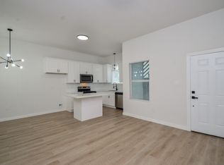 405 Clearwater St #AB, Houston, TX 77029