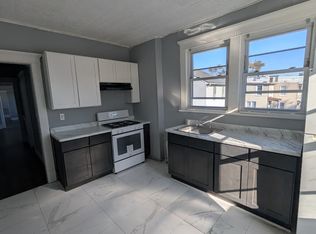 318 Watson Ave #2C, Perth Amboy, NJ 08861