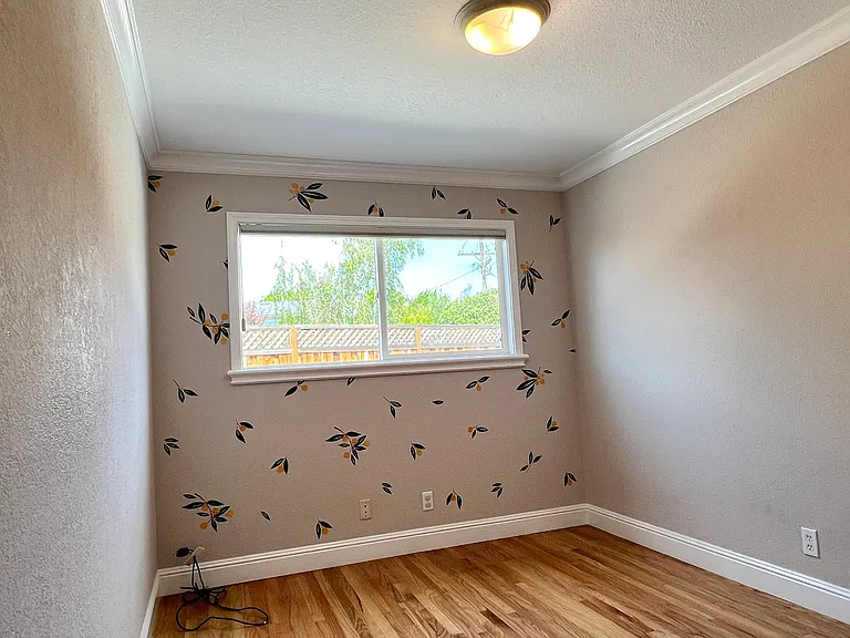 5072 Hawley Ct — Photo 11