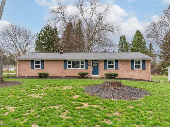7825 Oakdale St NW, Massillon, OH 44646