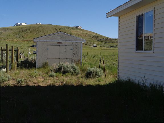 3rd image of 143 Meadow Lark Ln