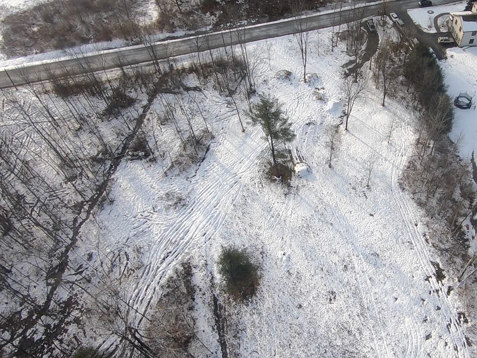 2nd image of 21 Cherry Choke Rd