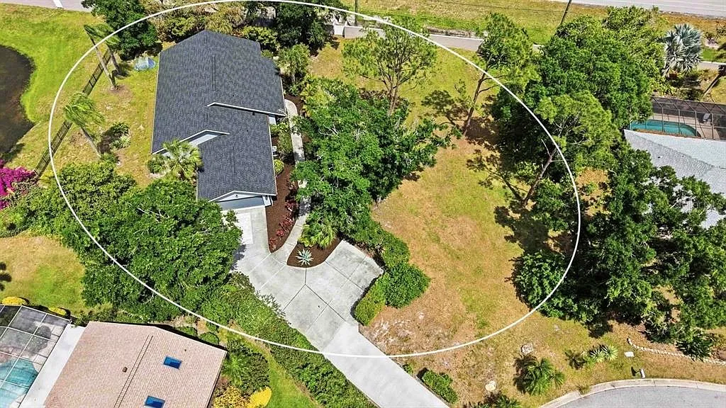 Building Photo - 8021 Timber Lake Ln