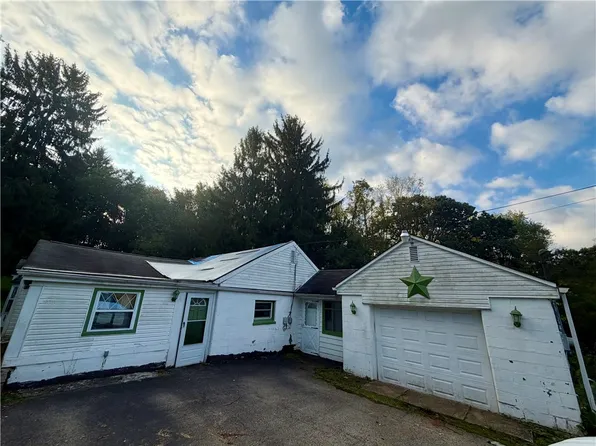 165 Blackhawk Rd, Beaver Falls, PA 15010