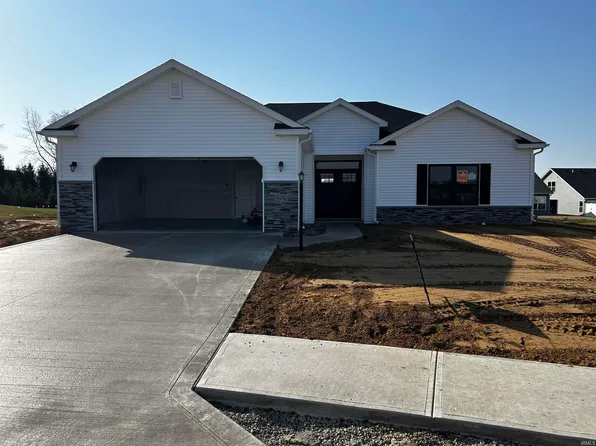 3970 E Kings Pass, Warsaw, IN 46582