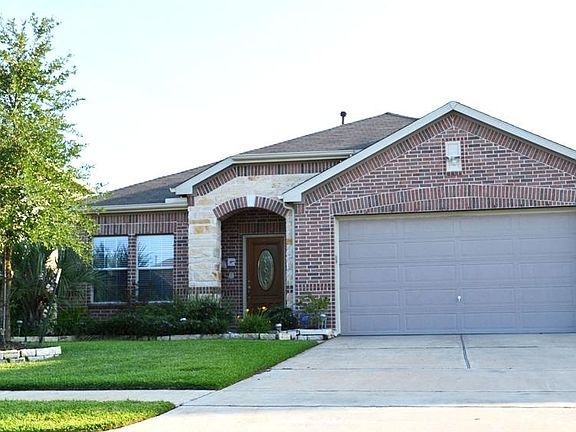 Elevation features brick and stone elevation