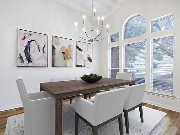 Formal dining room (virtually staged)