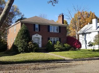 1733 Oberlin Ct NW, Canton, OH 44703