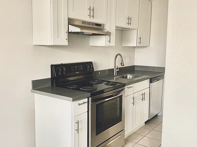 Tukwila Station Apartments — Photo 8