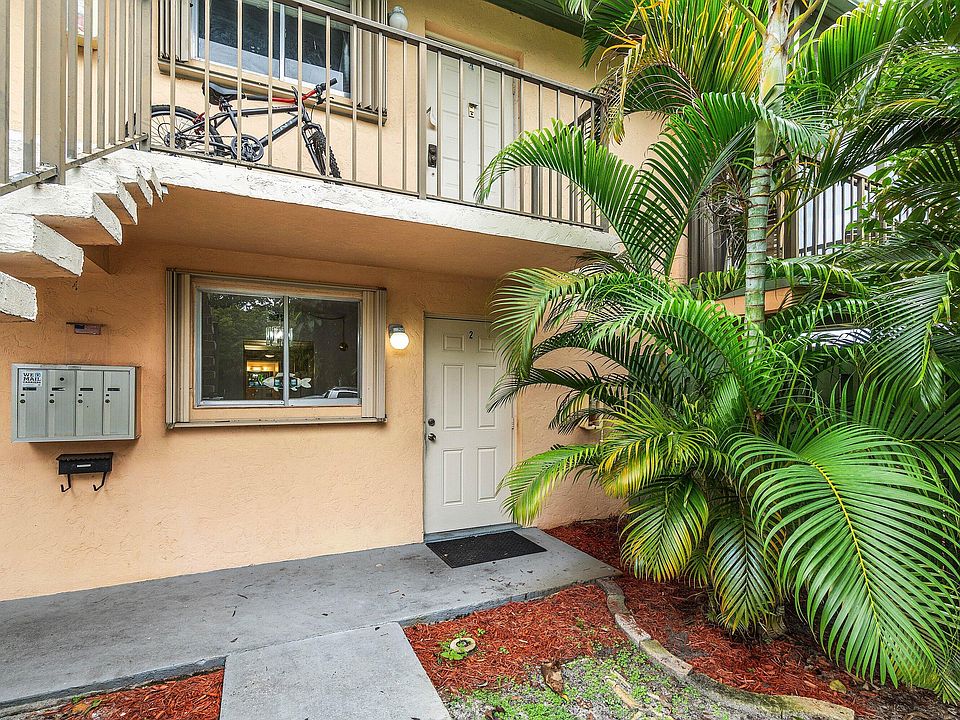 1st image of 1876 Fairview Villas Drive #3