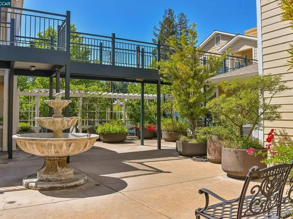 1182 Walker Ave Unit 122, Walnut Creek, CA 94596