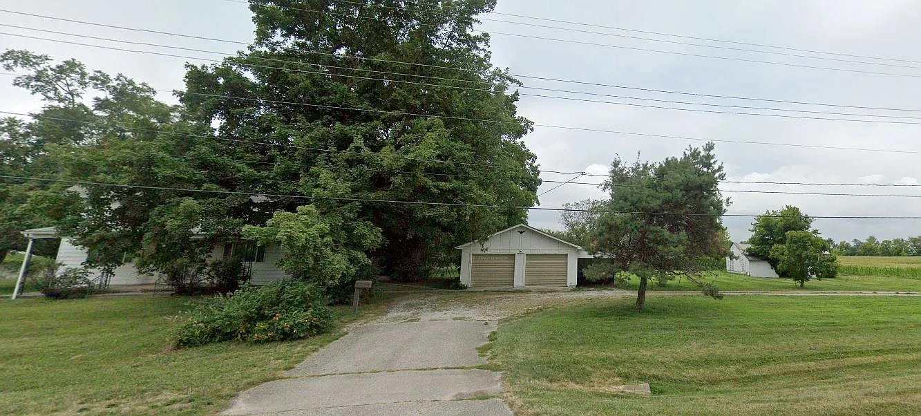 3 bed, 2000 sqft, $2,300 — Photo 2