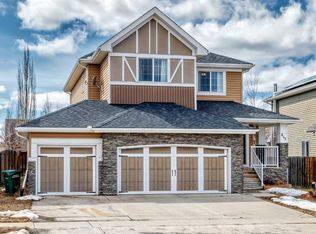 817 E 3rd St SW, Diamond Valley, AB T0L0H0