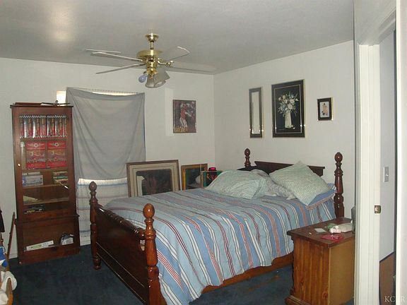 2nd image of 1110 Carmel Ct