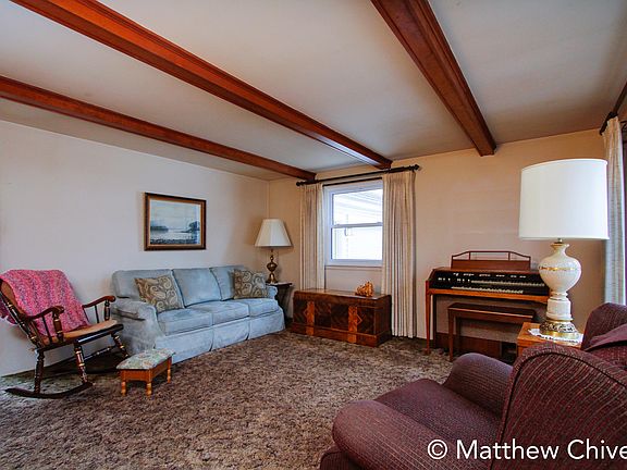 2nd image of 194 Brandywyne Dr NW