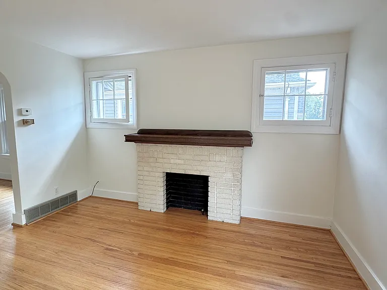 184 Hamilton Dr — Photo 12