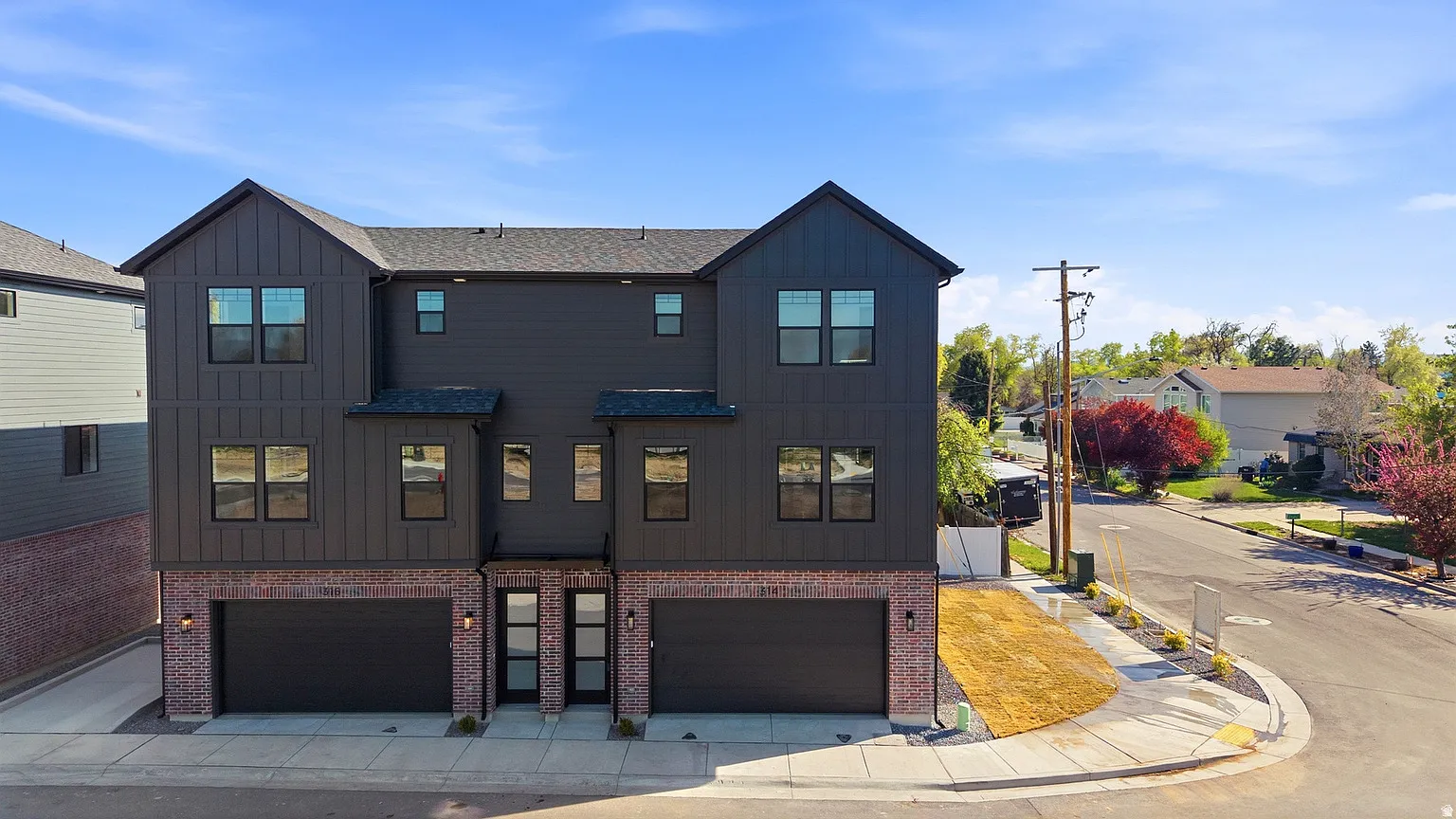 3 bed, 1841 sqft, $2,495 — Photo 1