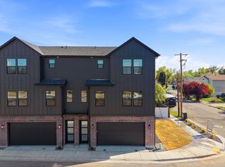 316 E Woodscape Way, Midvale, UT 84047