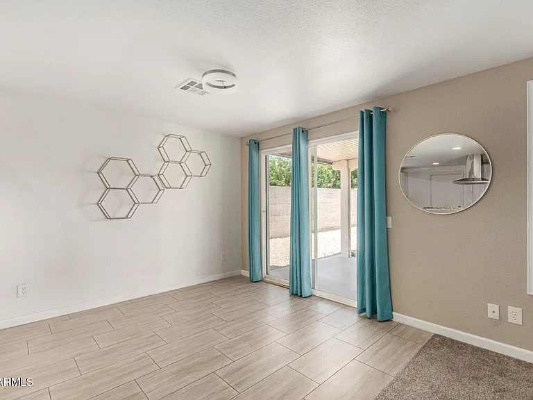 1512 W Mariposa Dr — Photo 7