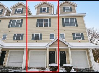 1 Drake Way UNIT 16, Peabody, MA 01960