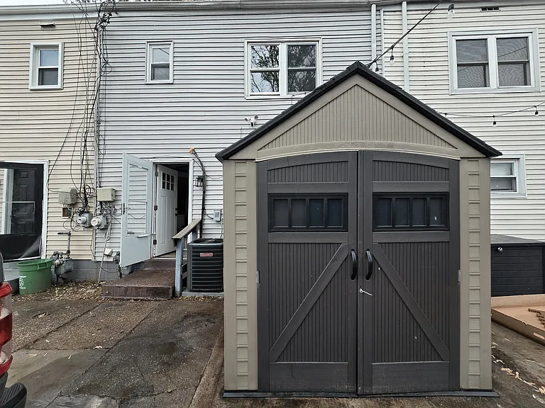 5806 Fleetwing Dr — Photo 10