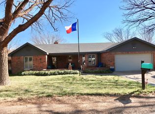 1410 Ebeling Dr, Plainview, TX 79072