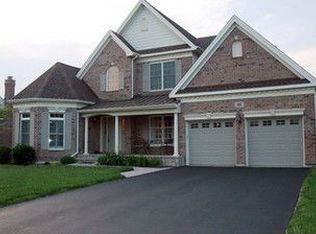 21 Championship Pkwy, Hawthorn Woods, IL 60047