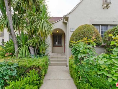 513 N Mansfield Ave, Los Angeles, CA, 90036