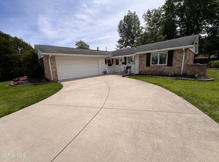 1675 Rebecca Dr, Lima, OH 45805