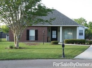 15138 S Oakleigh Ln, Prairieville, LA 70769