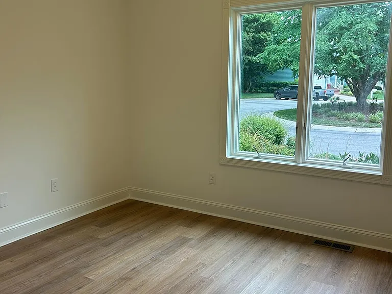 221 Spring Race Ct — Photo 13