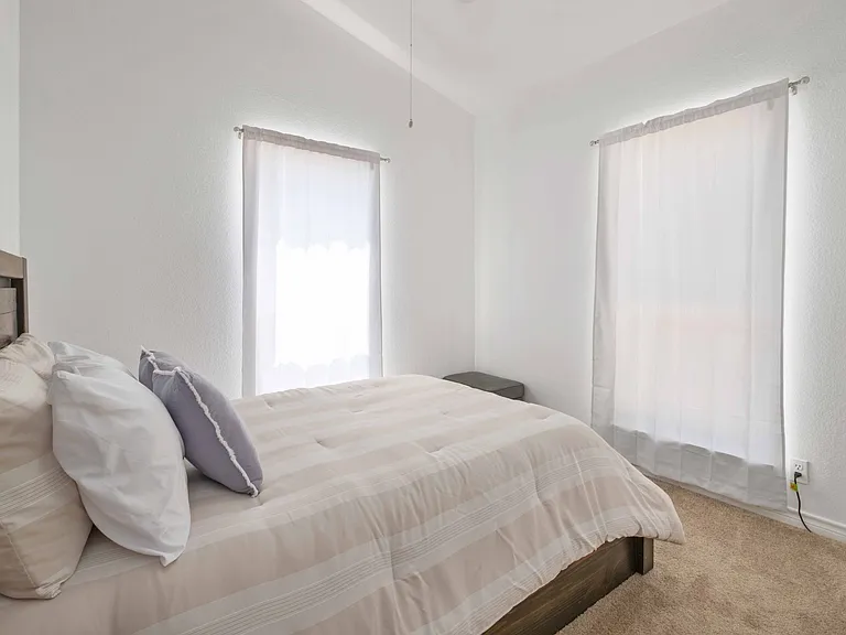 902 Presa Arriba Rd #A — Photo 15