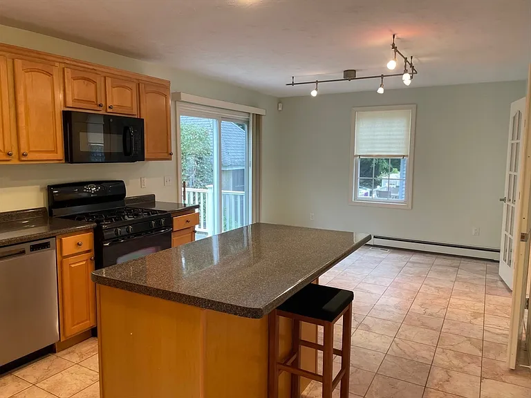 72 Cedar Rd N — Photo 8