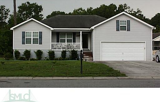 1st image of 101 Live Oak Ln