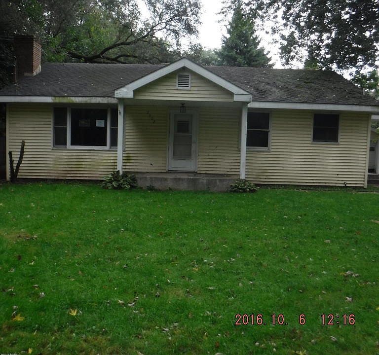 1st image of 2902 Courtlandt Ave