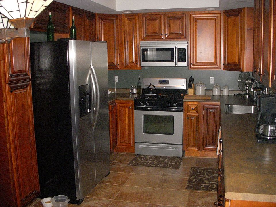 2nd image of 3265 S Isabella Rd