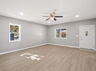702 N 6th St #1, Goshen, IN 46528