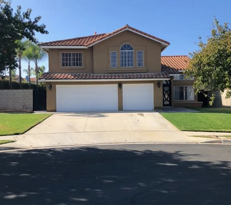 1998 Jenna Cir