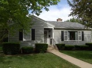 222 Preston Ave, Elgin, IL 60120