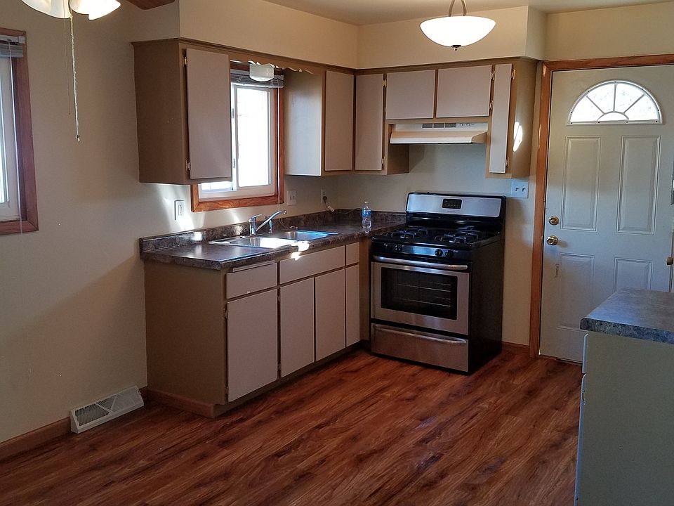 1st image of 1117 Park Ave