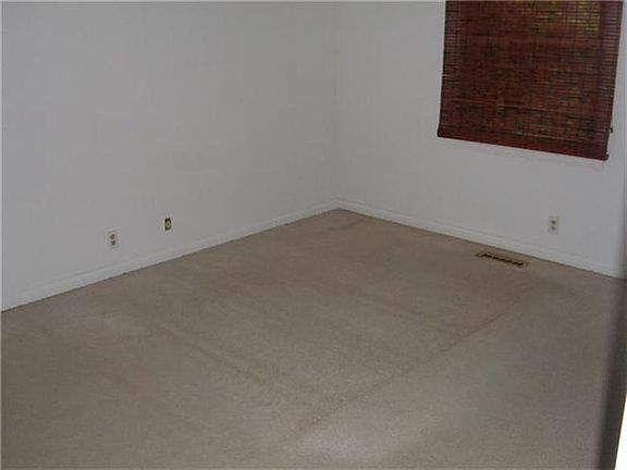 5th image of 7804 Berkshire Blvd