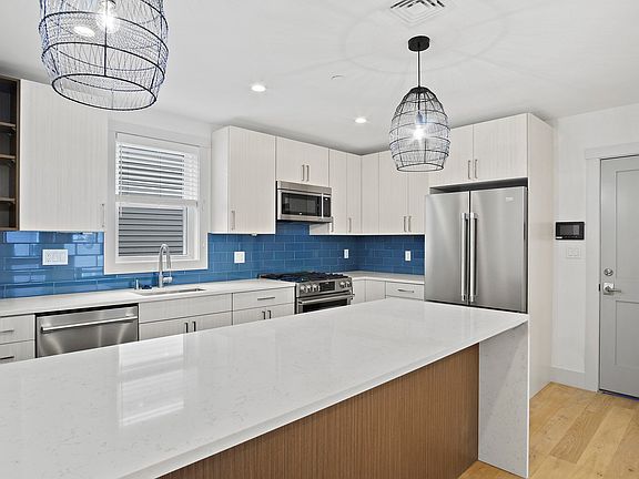 2nd image of 26 Crescent Ave #1