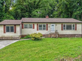 4401 S Wahli Dr, Knoxville, TN 37918
