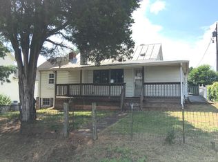 152 4th St, Madison Heights, VA 24572