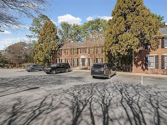 3rd image of 1101 Collier Rd NW APT O1