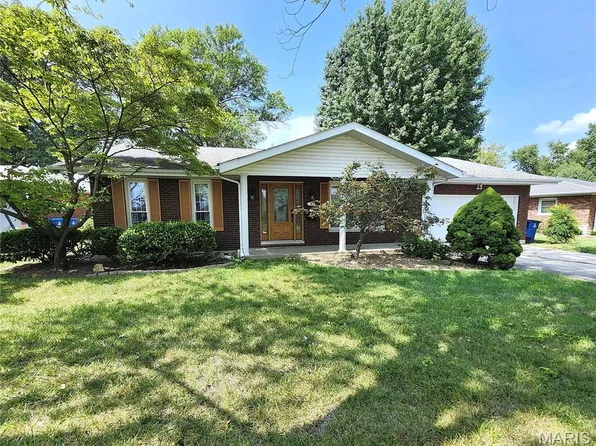 2431 Waterman Ave, Granite City, IL 62040