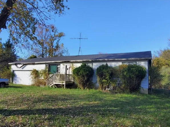 1825 Roberts Ave, Benton Harbor, MI 49022