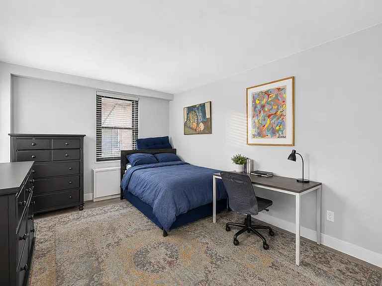 401 E 89th St #3K — Photo 9