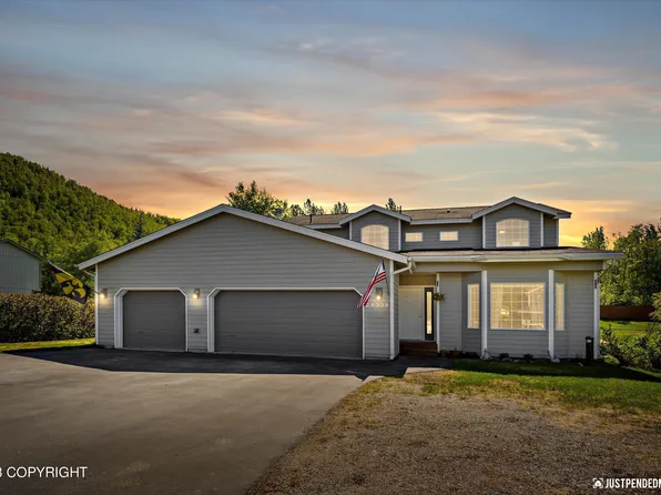 24334 Rebecca Hill Cir, Chugiak, AK 99567