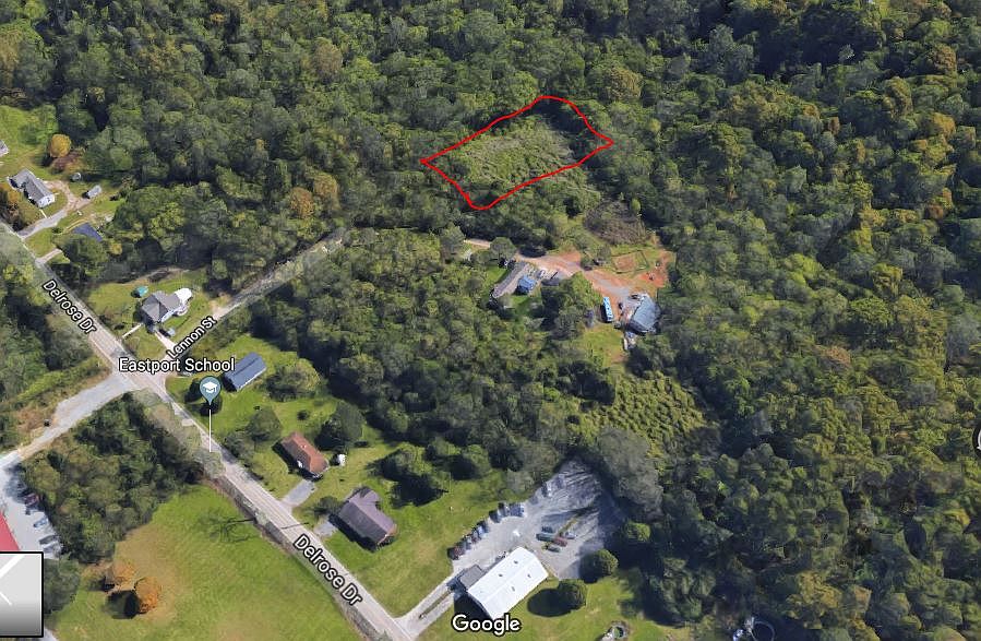 1st image of 2742 Delrose Dr